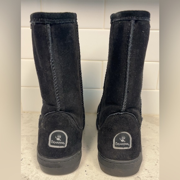 BearPaw Woman’s Black boots size 8/9 - Picture 4 of 7